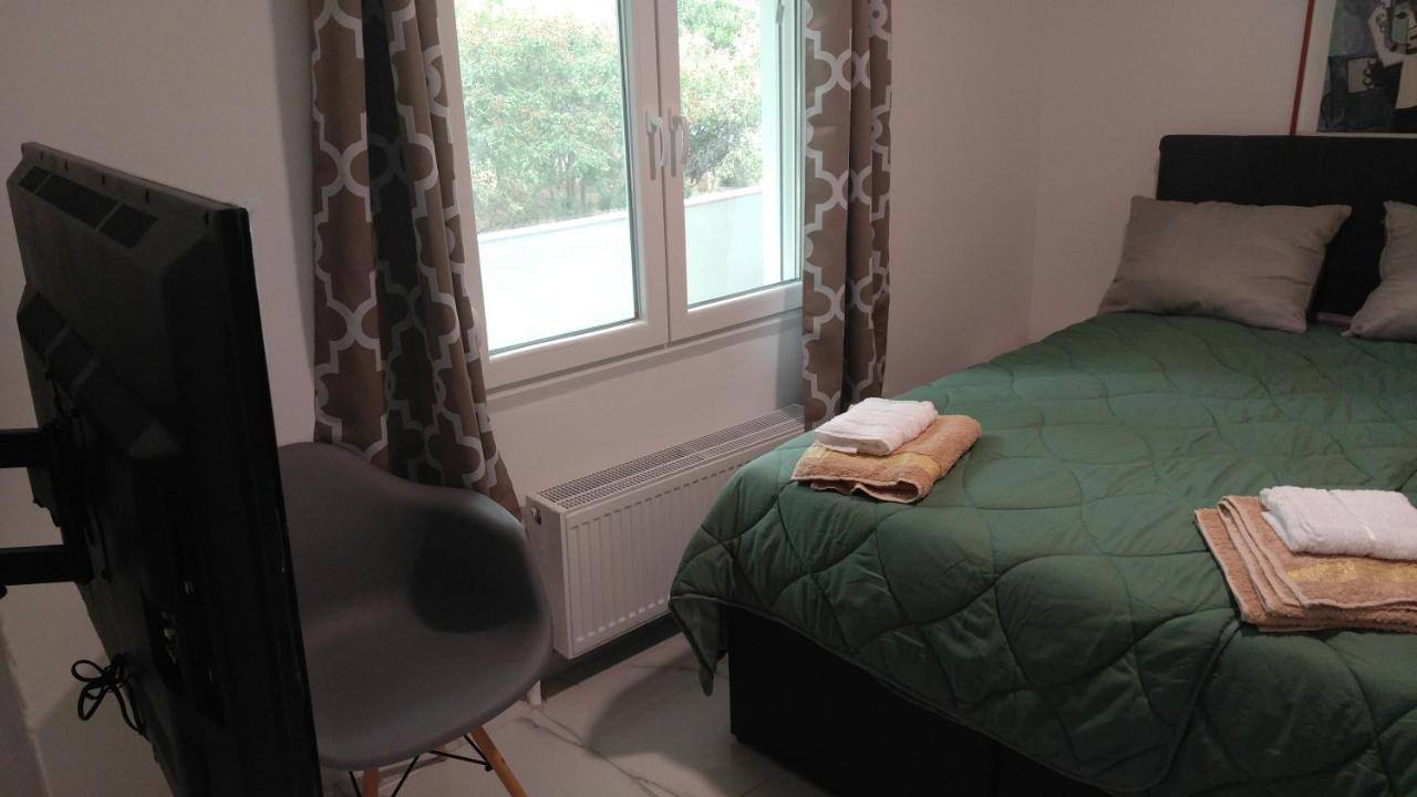 New!90Sqm10Minairport2Bedrooms 테살로니키 외부 사진